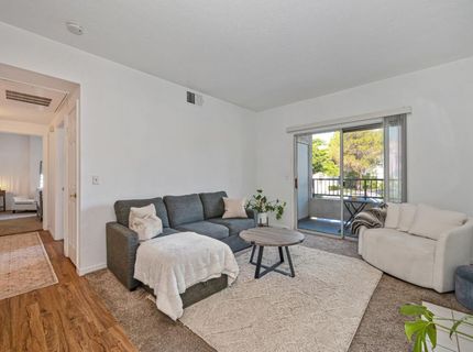3106 Beachcomber Dr #2049, Unit 2049, Rocklin, CA 95677 Photo