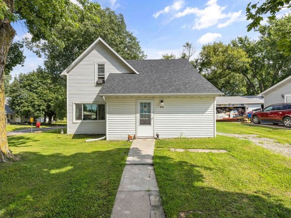 210 Warner Street, Colo, IA 50056