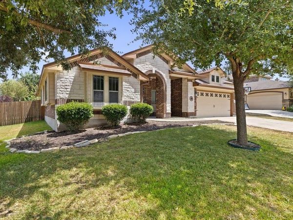 212 Lismore ST, Hutto, TX 78634