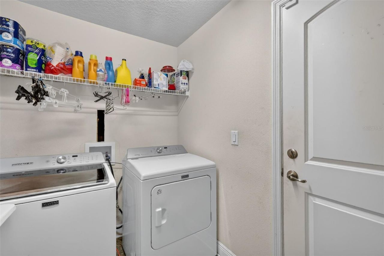 702 Chelsea Avenue, Fruitland Park, FL 34731 Photo