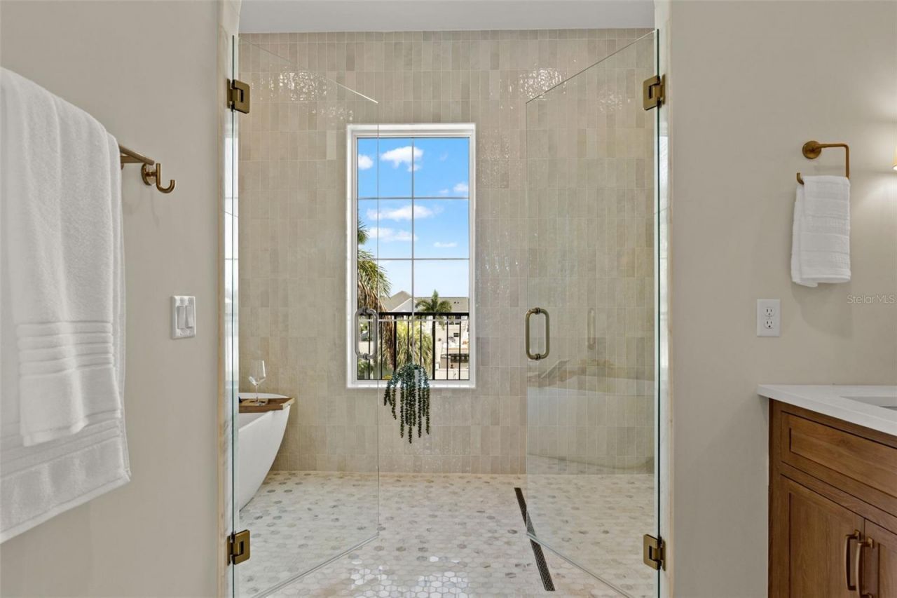 1482 51st Avenue Ne, Saint Petersburg, FL 33703 Photo