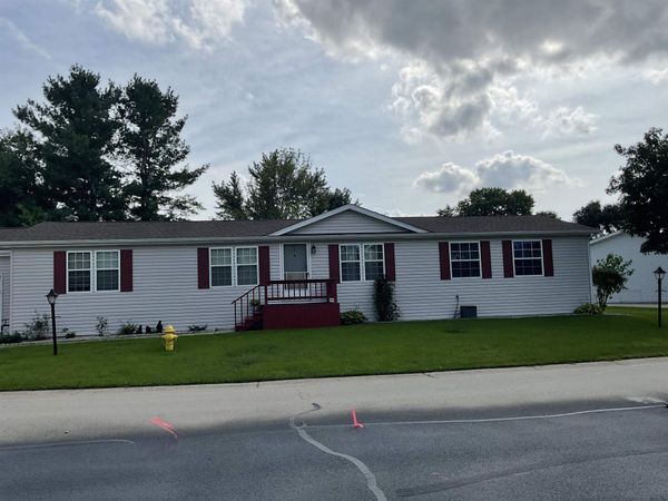 5541 MAHOGANY Lane, ROSCOE, IL 61073