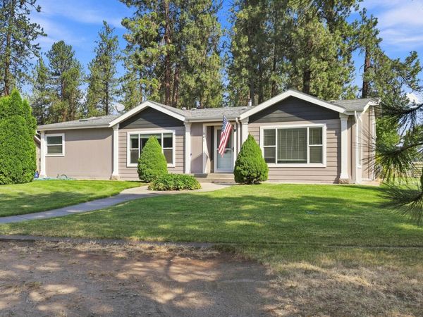 321 E Saltz Ln, Deer Park, WA 99006