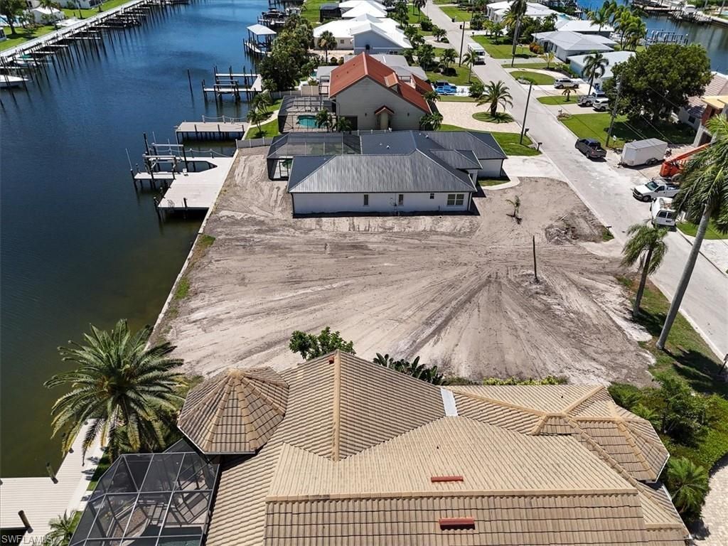 18291 Cutlass Dr, Fort Myers Beach, FL 33931 Photo