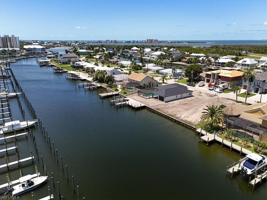 18291 Cutlass Dr, Fort Myers Beach, FL 33931 Photo