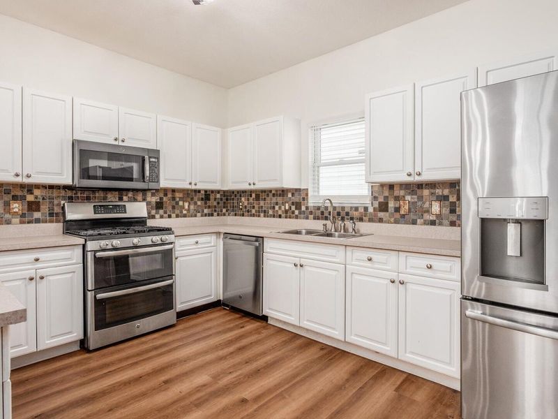 4063 Sweet Shadow Avenue , Gahanna, OH 43230 Photo 7
