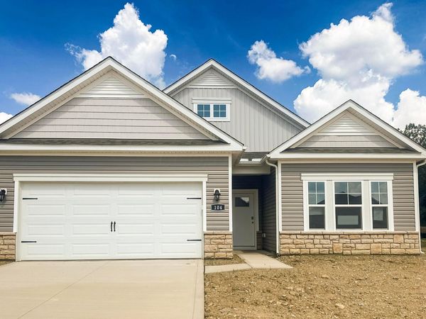 104 Fippenny Place , Mount Vernon, OH 43050