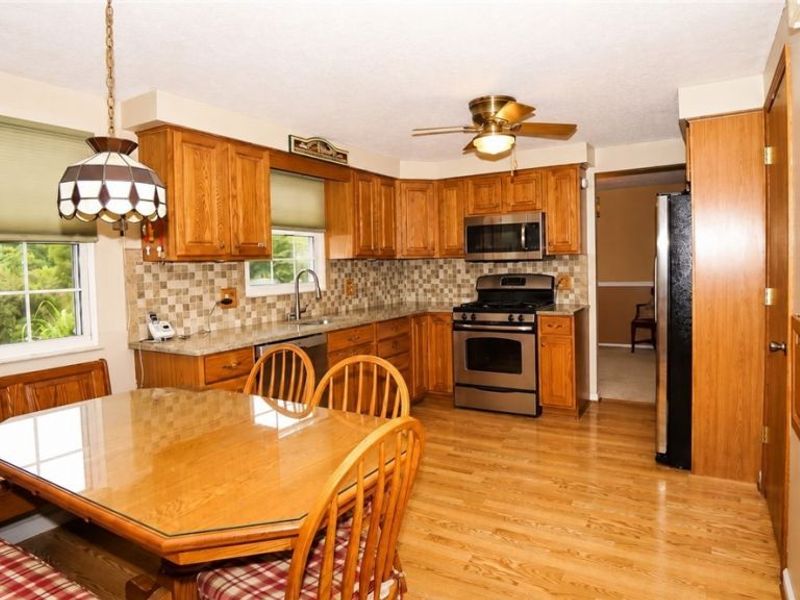 5511 Pond Court , Stow, OH 44224 Photo 11