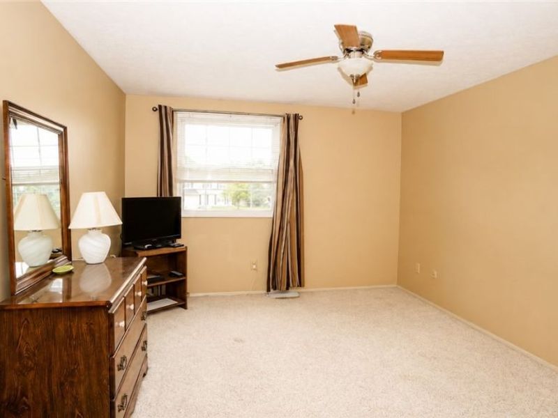 5511 Pond Court , Stow, OH 44224 Photo 15