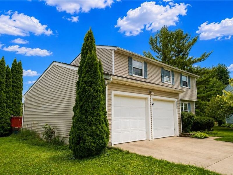 5511 Pond Court , Stow, OH 44224 Photo 7