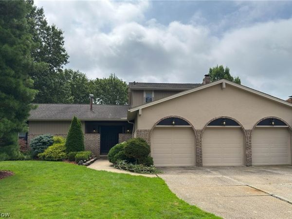 3466 Clover Drive, Brunswick, OH 44212