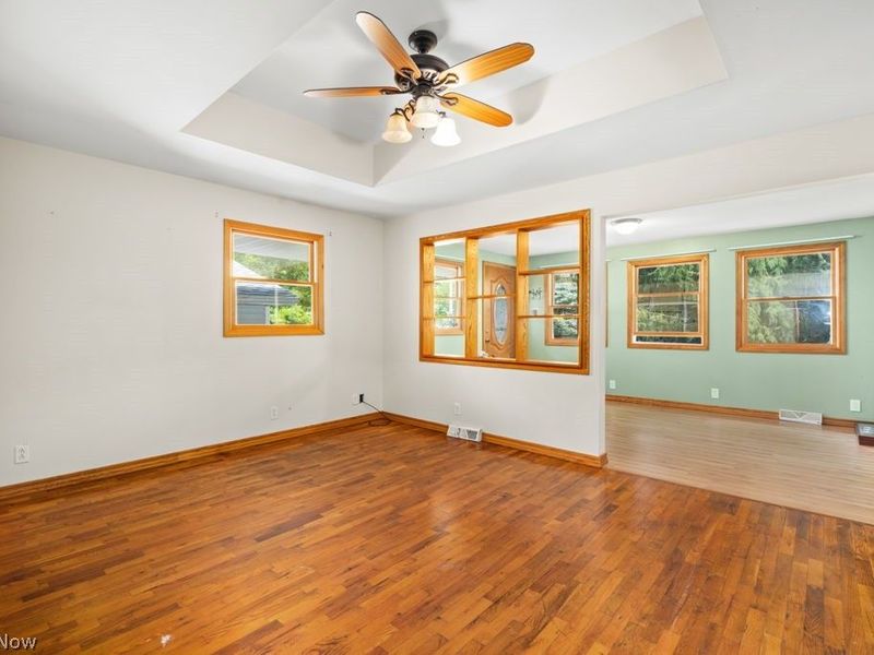 86 E Market Street, Seville, OH 44273 Photo 6