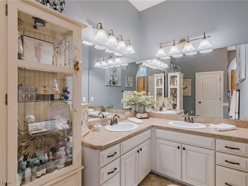 5423 Charleston Drive, Valley City, OH 44280 Photo 23