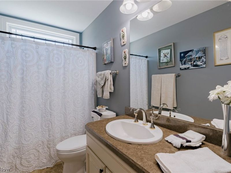 5423 Charleston Drive, Valley City, OH 44280 Photo 26