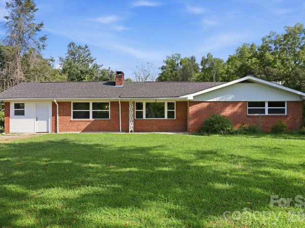 1496 Jenkins Valley Road , Alexander, NC 28701
