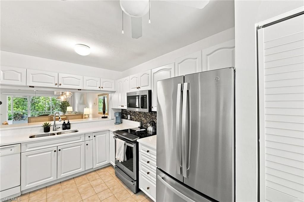 3001 Sandpiper Bay Cir , Unit B101, Naples, FL 34112 Photo