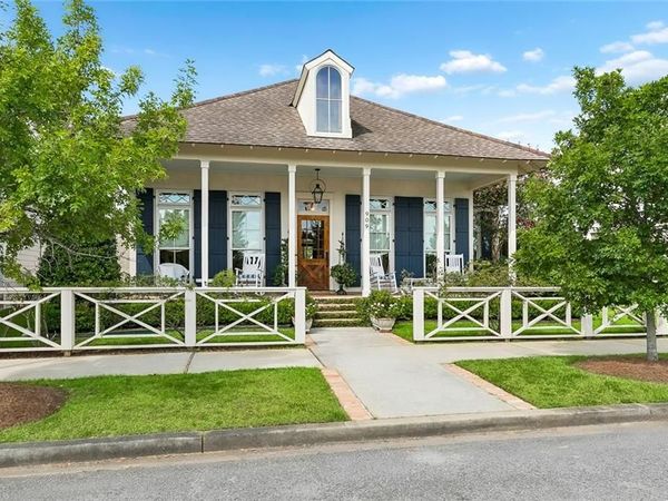 909 TEZCUCCO Court, Covington, LA 70433
