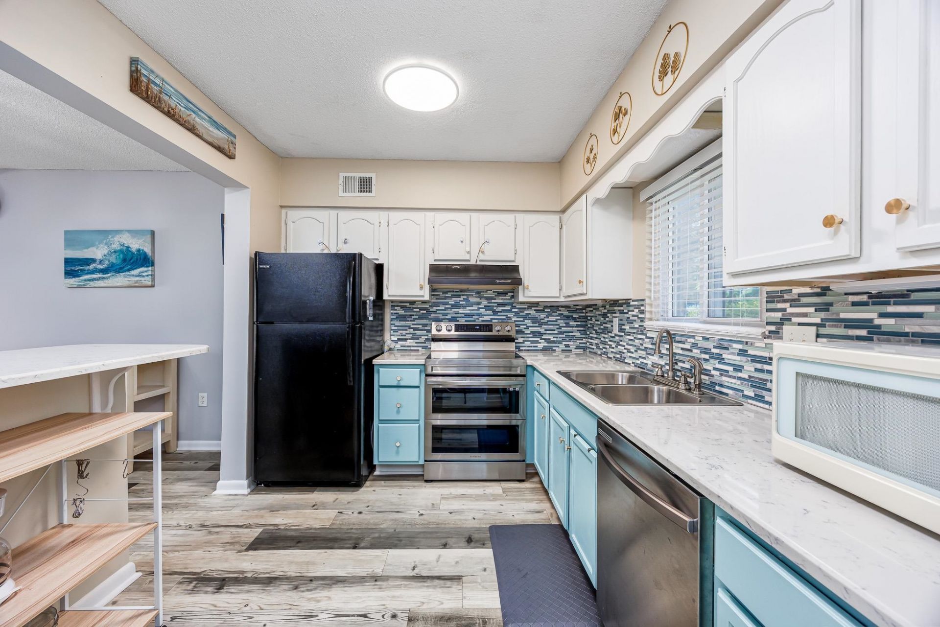 832 Villa Dr. Photo 19