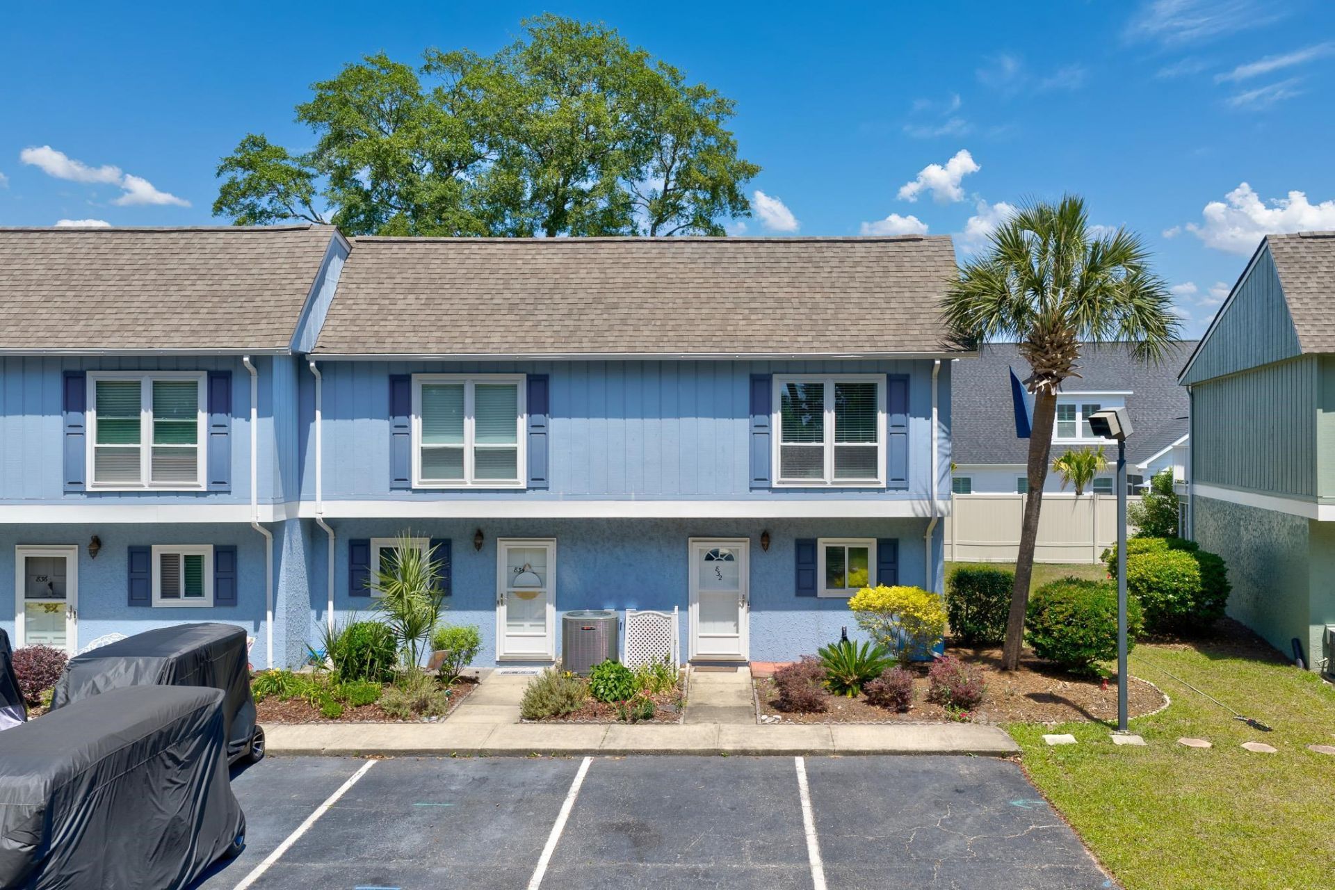 832 Villa Dr. Photo 2