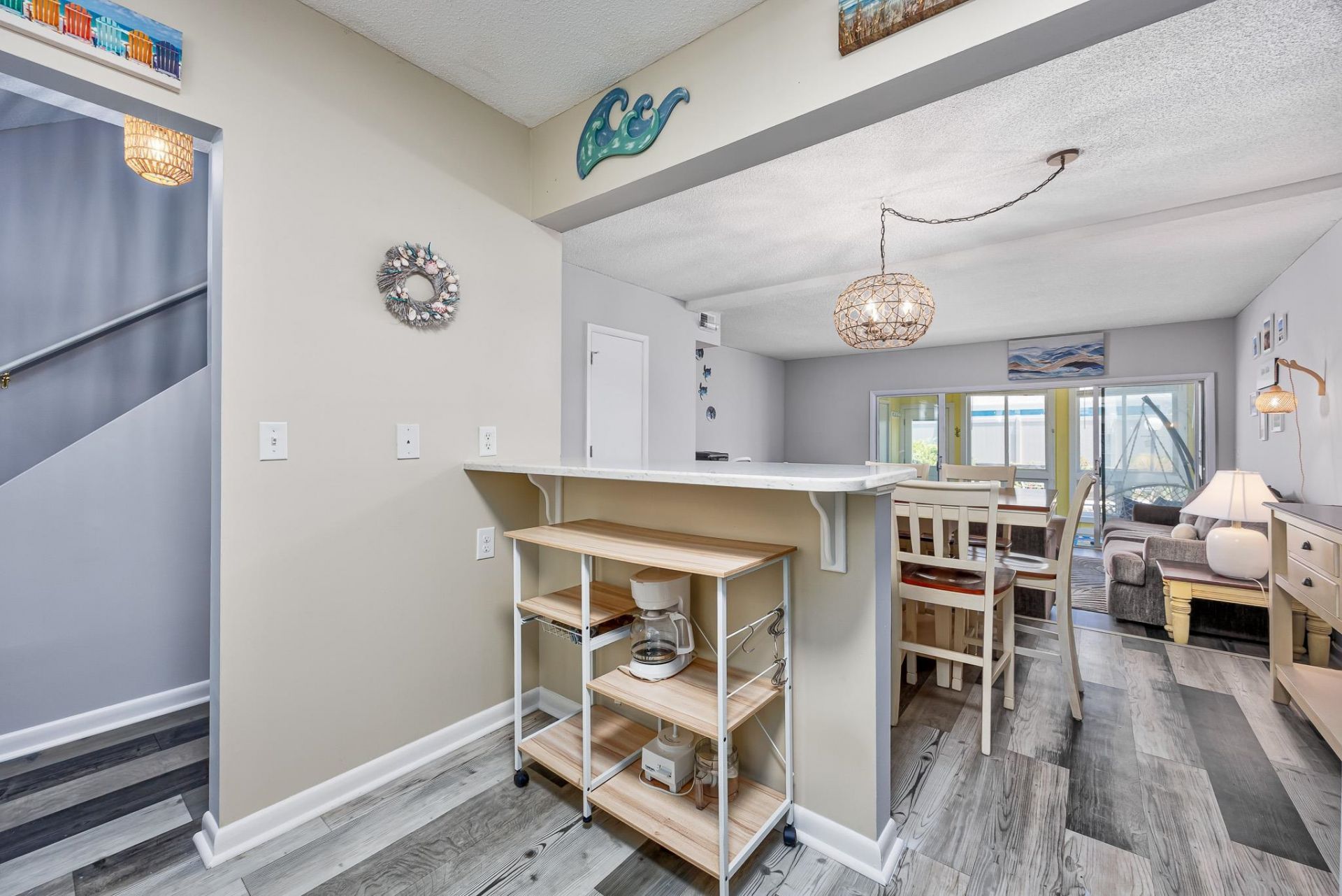 832 Villa Dr. Photo 21