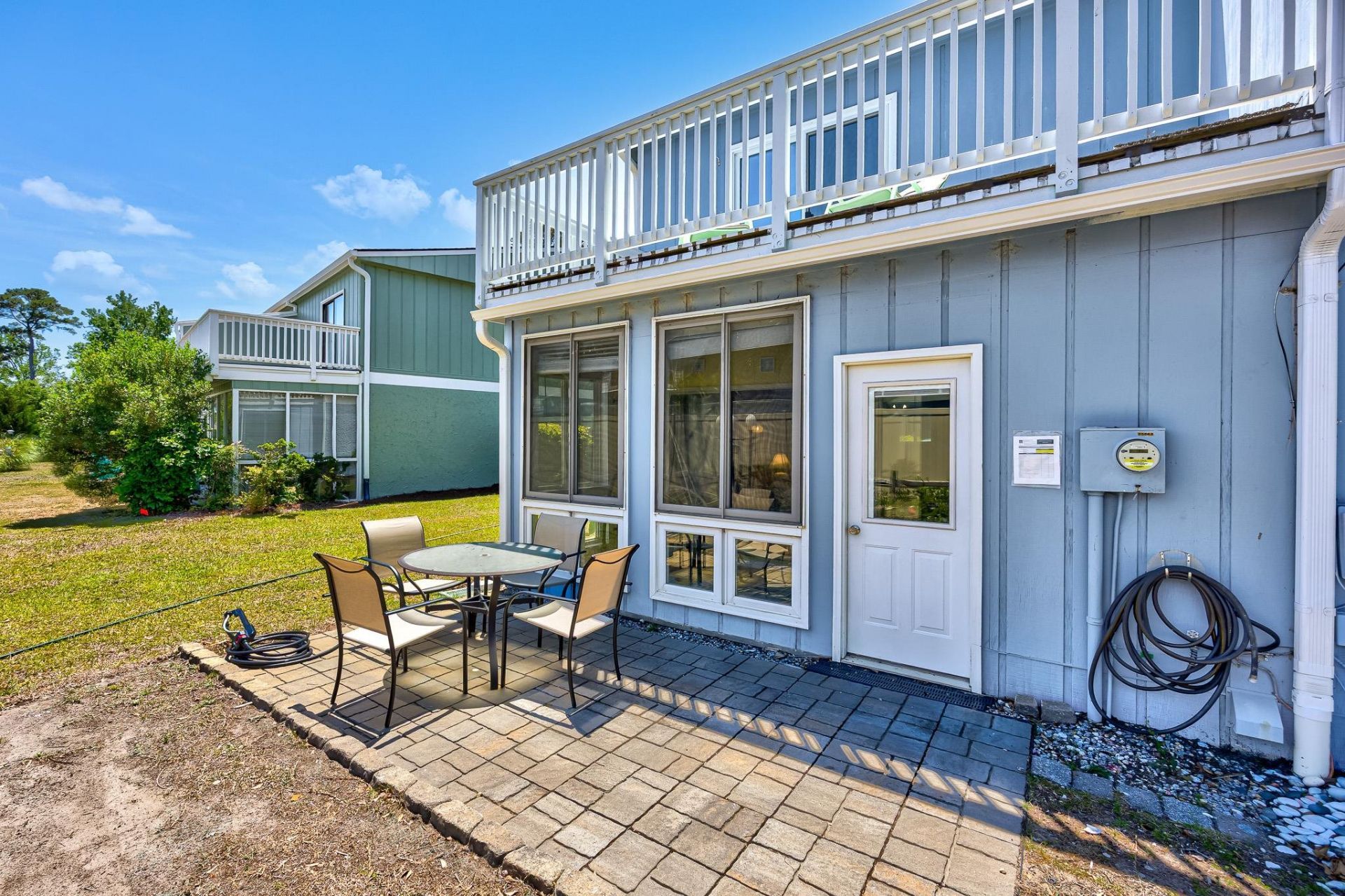 832 Villa Dr. Photo 32