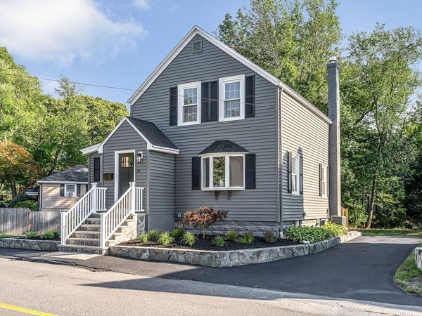 19 Butler Ave, Wakefield, MA 01880