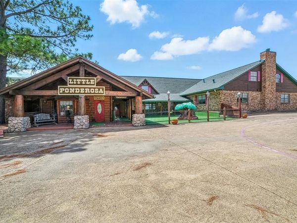 3131 Beltline Road , Sunnyvale, TX 75182