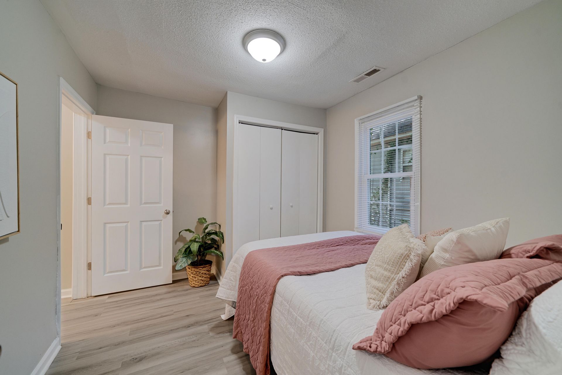 3047 Chicora Avenue Photo 13