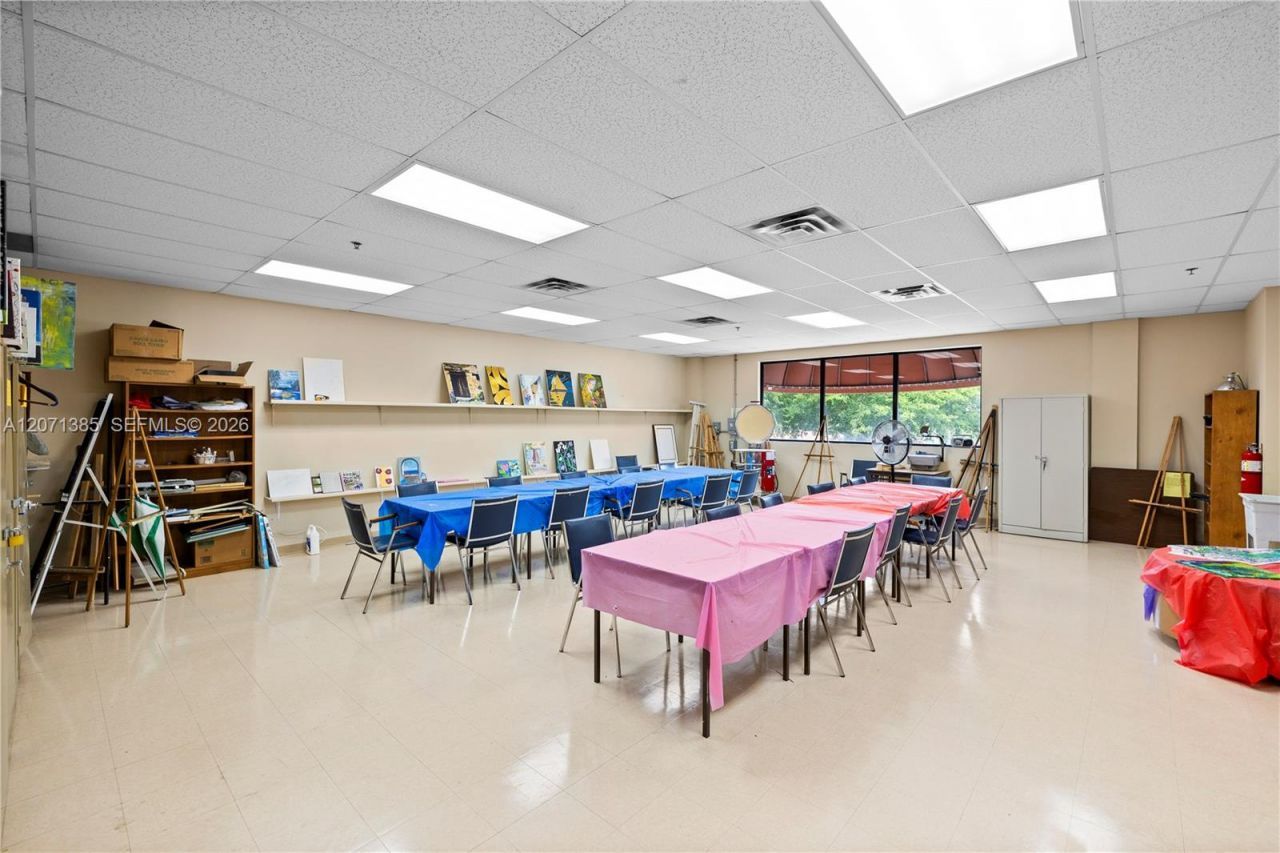 811 S Hollybrook Dr , Unit 105, Pembroke Pines, FL 33025 Photo