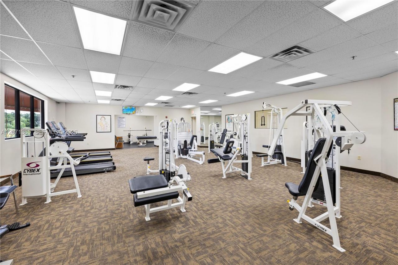 811 S Hollybrook Dr , Unit 105, Pembroke Pines, FL 33025 Photo