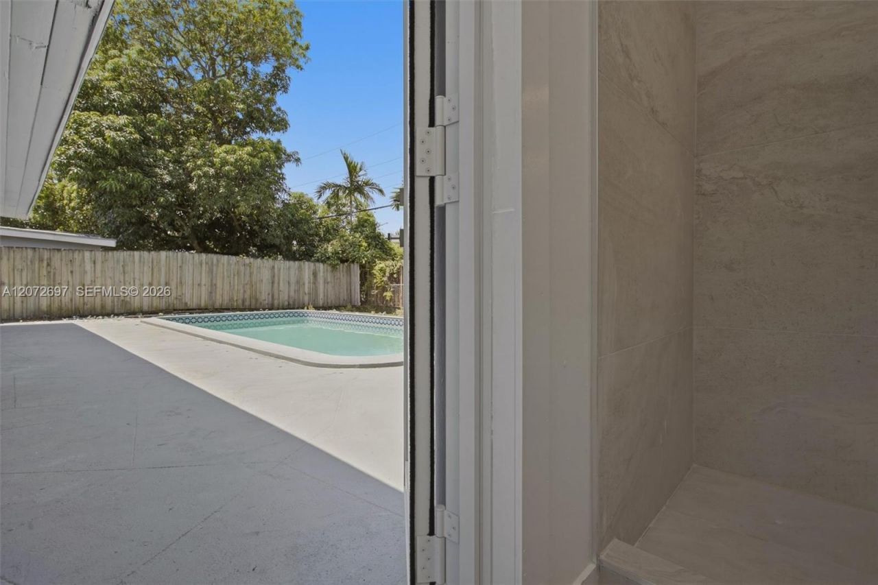 2250 Gulfstream Dr , Miramar, FL 33023 Photo