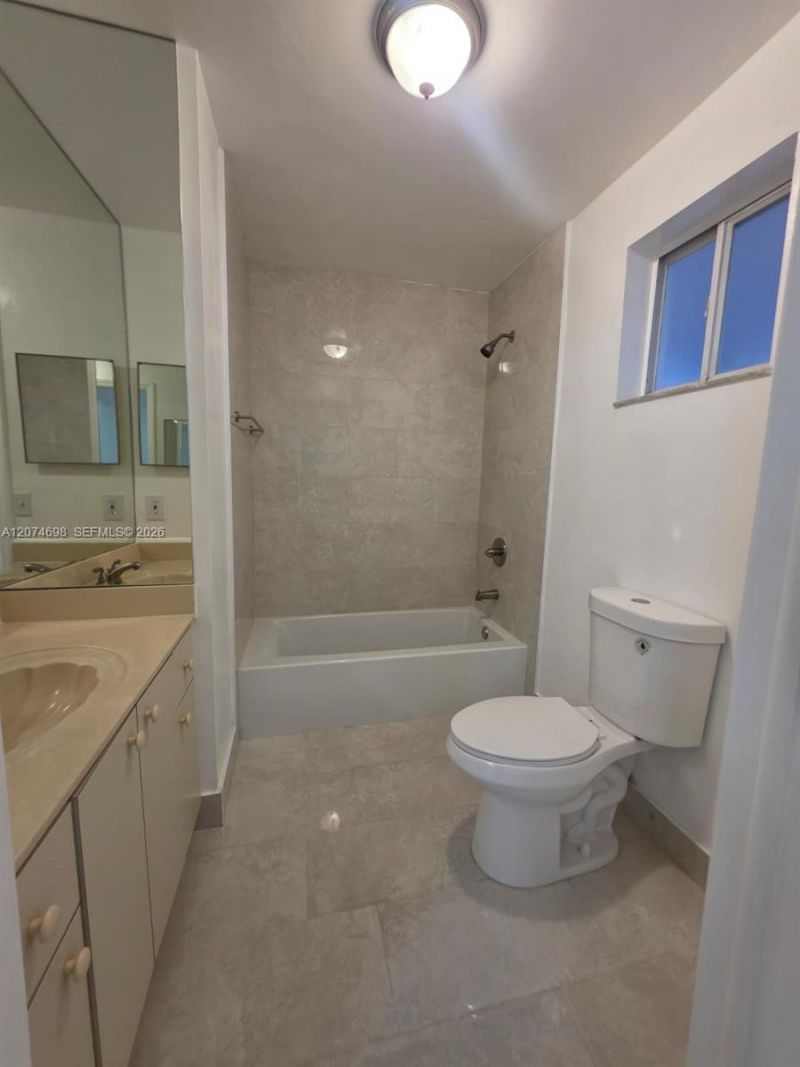 7001 W 35th Ave, Unit 175, Hialeah, FL 33018 Photo