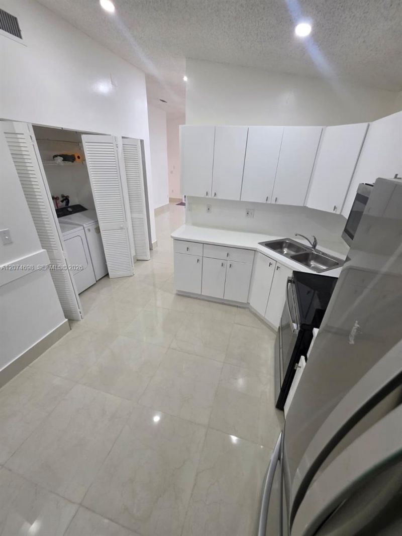 7001 W 35th Ave, Unit 175, Hialeah, FL 33018 Photo