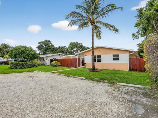 920 SW 30th St, Unit 3, Fort Lauderdale, FL 33315