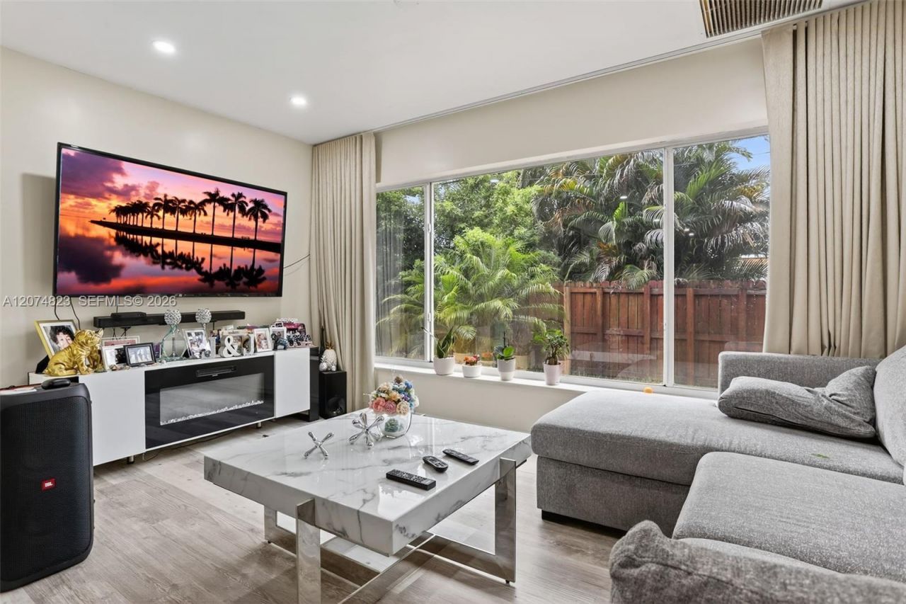 920 SW 30th St, Unit 3, Fort Lauderdale, FL 33315 Photo