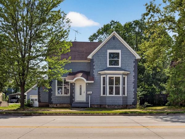 816 MARINETTE AVENUE, Marinette, WI 54143