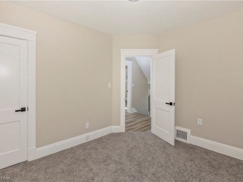 3308 E 139th Street , Cleveland, OH 44120 Photo 32