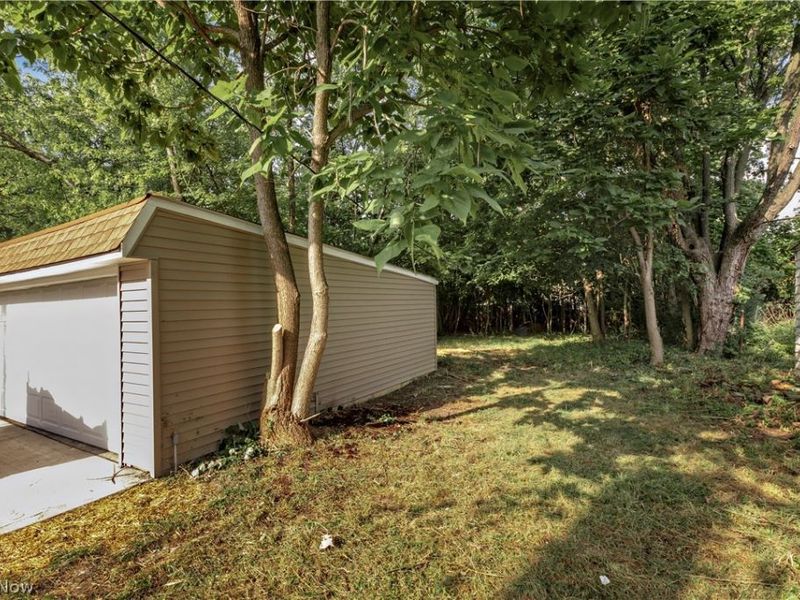 3308 E 139th Street , Cleveland, OH 44120 Photo 46