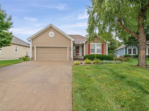 1802 Meadowlark Court, Raymore, MO 64083
