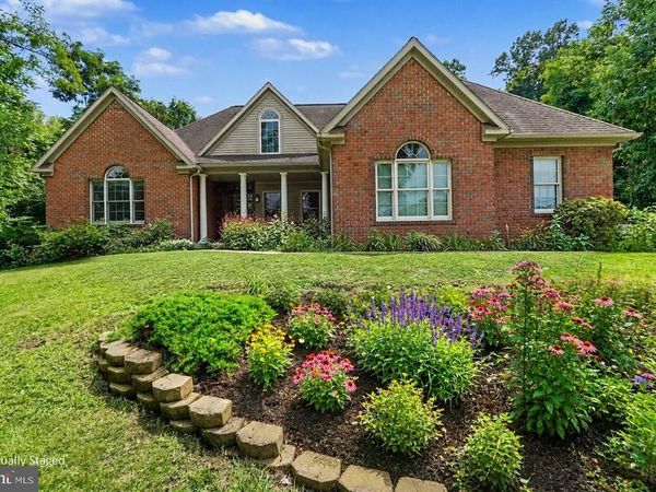 146 REXMONT ROAD, LEBANON, PA 17042