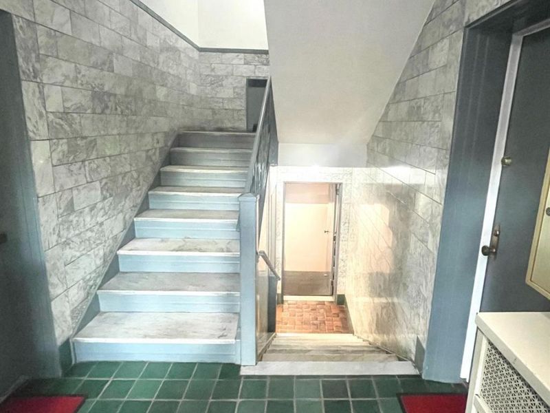 2210 Victory Parkway, Unit 2A, Cincinnati, OH 45206 Photo 3