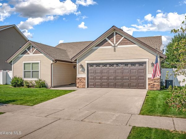 2642 E Thrush DR, Post Falls, ID 83854