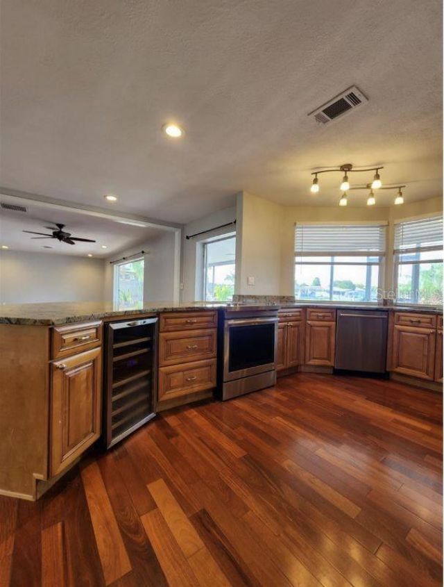 128 98th Avenue N, Saint Petersburg, FL 33702 Photo