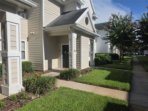 1300 EASTERN PECAN PLACE , Unit 207, WINTER GARDEN, FL 34787