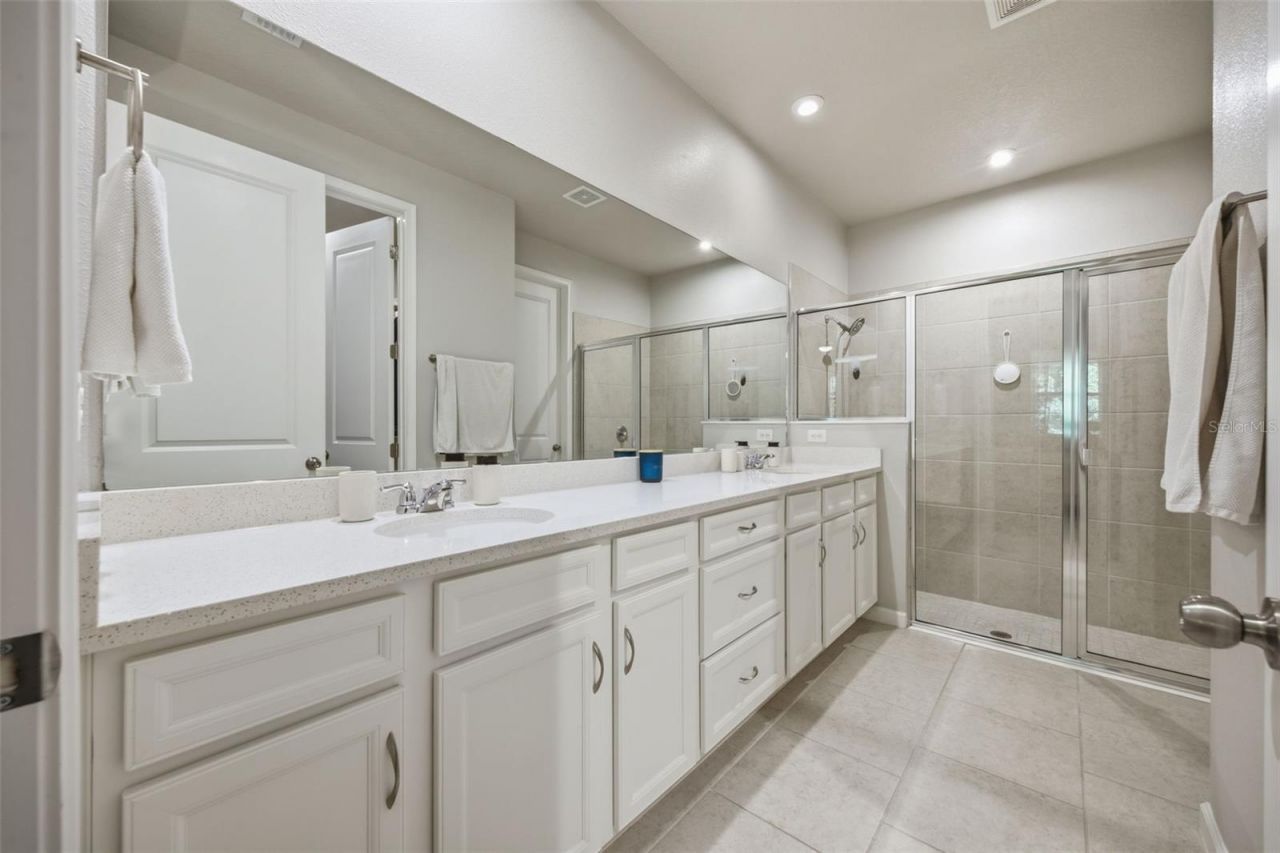 5636 Silverbridge Trail, Bradenton, FL 34211 Photo