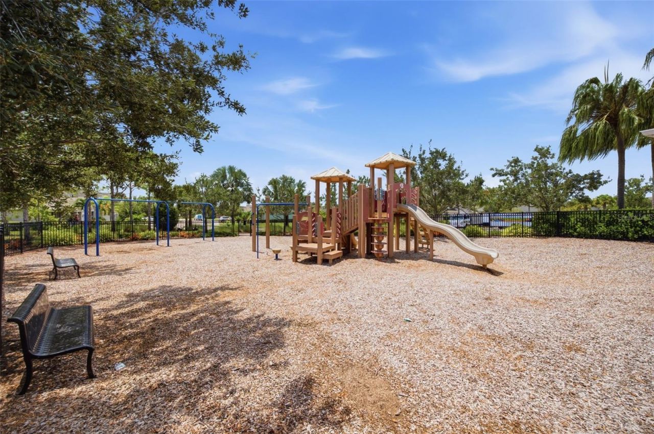 5636 Silverbridge Trail, Bradenton, FL 34211 Photo