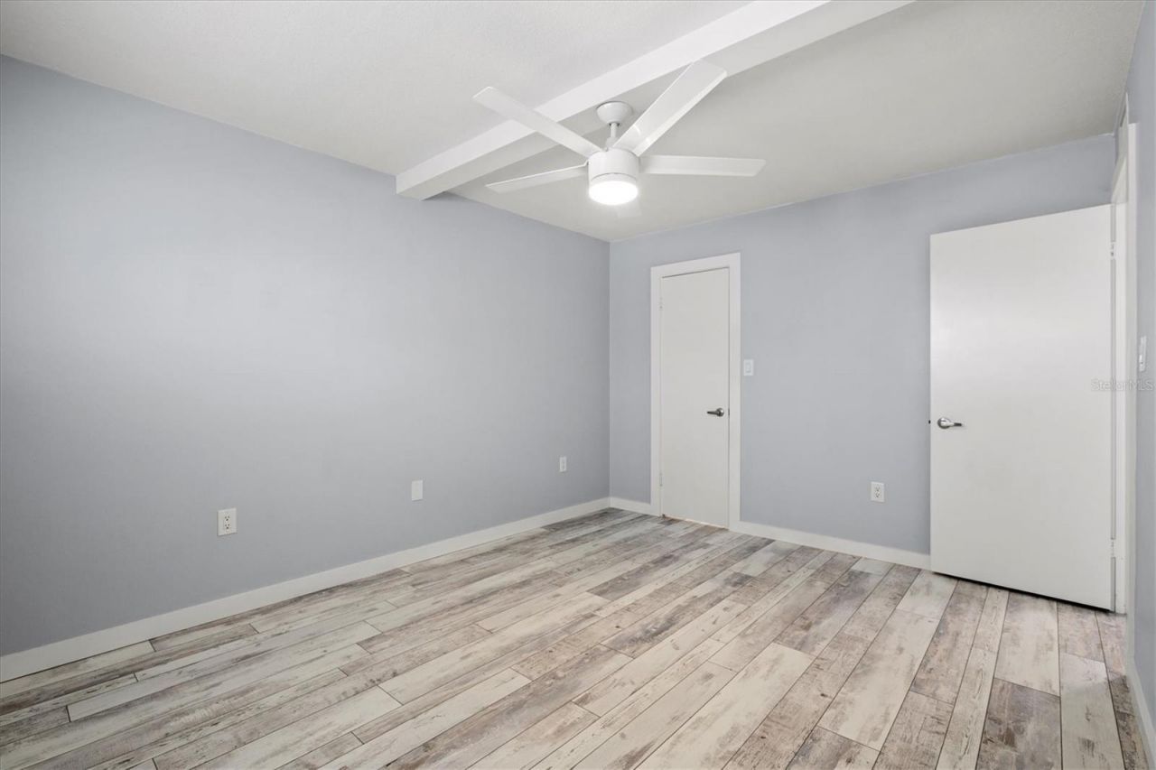 4035 S School Avenue , Unit C5, Sarasota, FL 34231 Photo