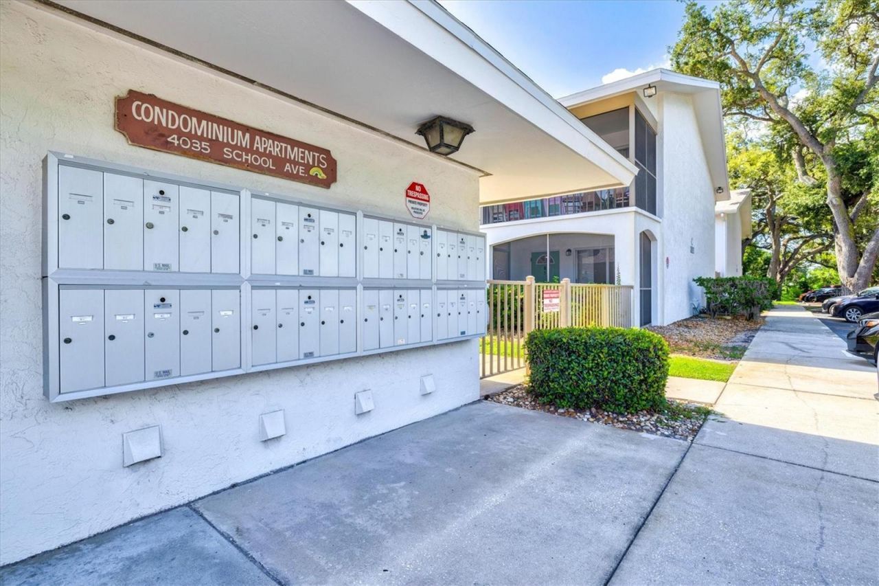 4035 S School Avenue , Unit C5, Sarasota, FL 34231 Photo