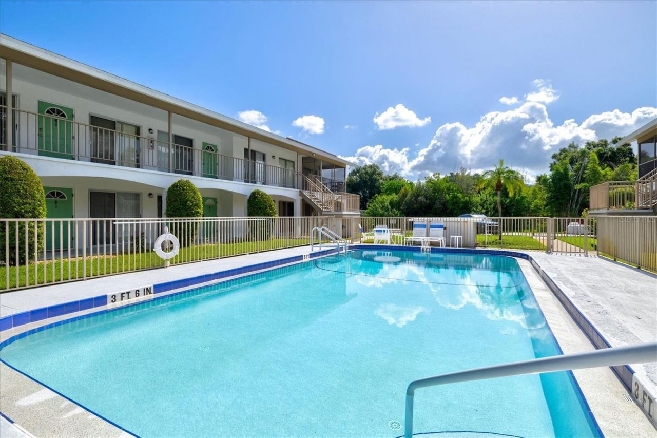 4035 S School Avenue , Unit C5, Sarasota, FL 34231 Photo