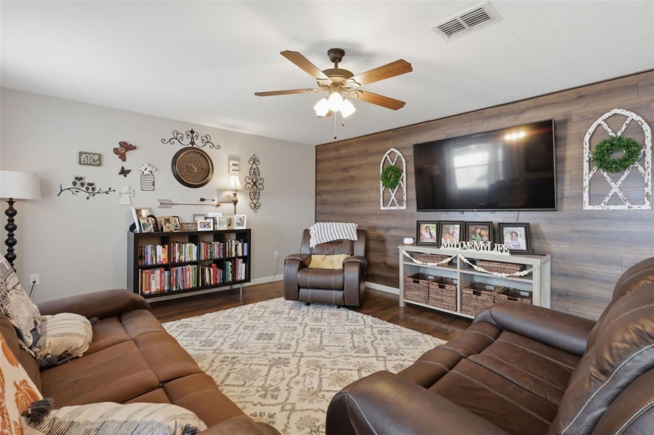 5260 NW Wisk Fern Circle , Port Saint Lucie, FL 34986 Photo